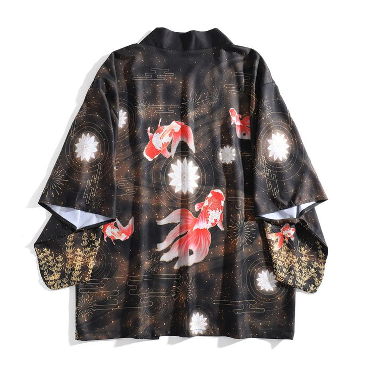 Veste style kimono femme au paysage de nature du Japon Veste style kimono femme au paysage de nature du Japon
